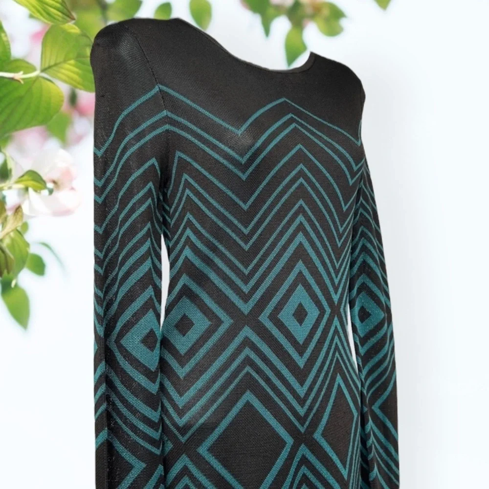 TRINA Turk Dress - Picture 3 of 4